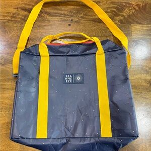 Lululemon SeaWheeze race Bag - navy dots - with Yellow Straps